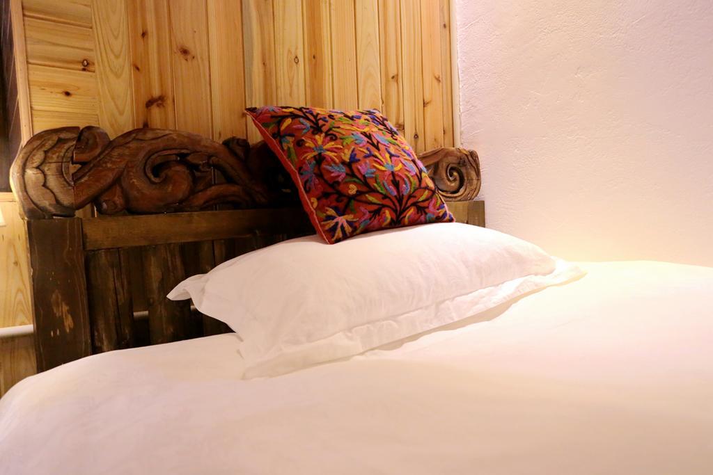 Shangri-La Mid - Mountain Homestay Exteriör bild